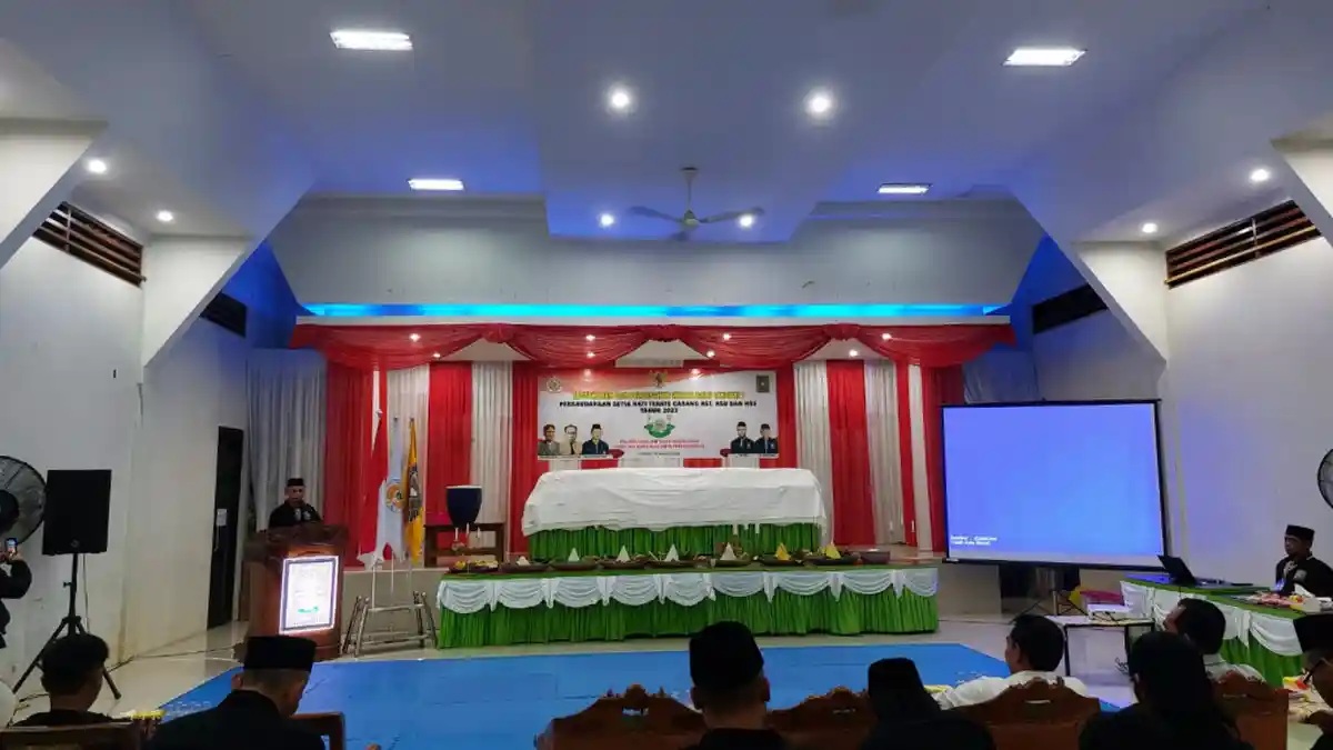 Gedung Balai Rakyat Kab. Hulu Sungai Tengah (Malam Hari)
